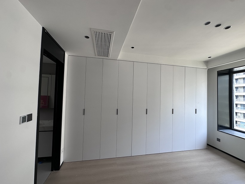 西安优凡纯挂墙式碳钢衣柜安装步骤施工笔记_灵活百搭，完胜传统定制衣柜6.jpg